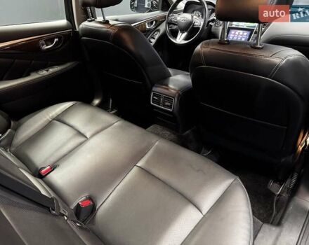 Черный Инфинити Q50, объемом двигателя 1.99 л и пробегом 69 тыс. км за 25500 $, фото 33 на Automoto.ua