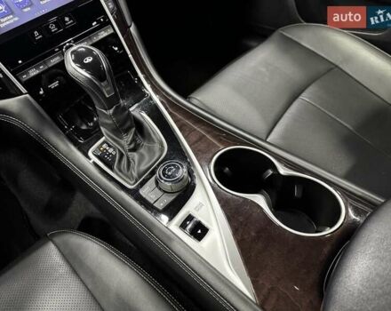 Черный Инфинити Q50, объемом двигателя 1.99 л и пробегом 69 тыс. км за 25500 $, фото 42 на Automoto.ua