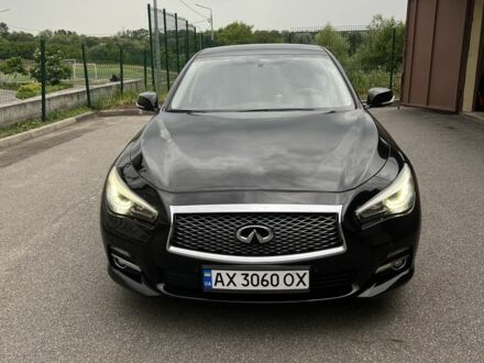 Черный Инфинити Q50, объемом двигателя 2.1 л и пробегом 240 тыс. км за 14900 $, фото 1 на Automoto.ua
