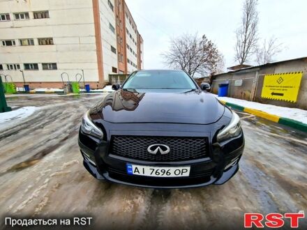 Чорний Інфініті Q50, об'ємом двигуна 3.7 л та пробігом 147 тис. км за 14700 $, фото 1 на Automoto.ua