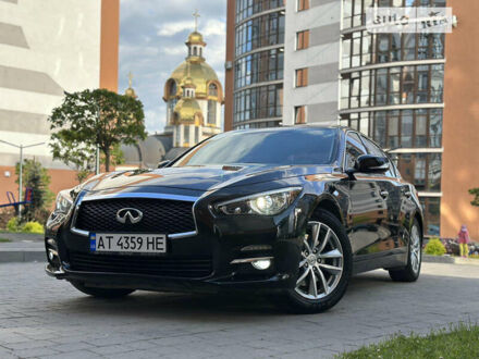 Чорний Інфініті Q50, об'ємом двигуна 3 л та пробігом 50 тис. км за 18650 $, фото 1 на Automoto.ua