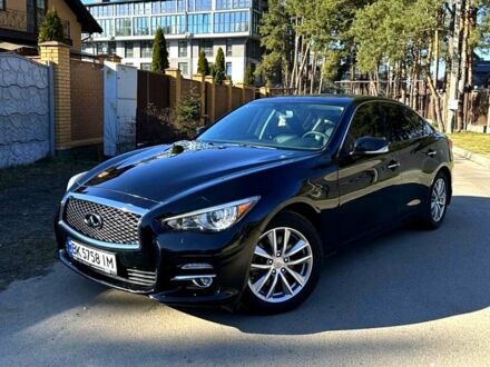 Чорний Інфініті Q50, об'ємом двигуна 2 л та пробігом 137 тис. км за 14500 $, фото 1 на Automoto.ua