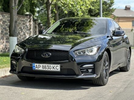 Чорний Інфініті Q50, об'ємом двигуна 2 л та пробігом 120 тис. км за 13499 $, фото 1 на Automoto.ua