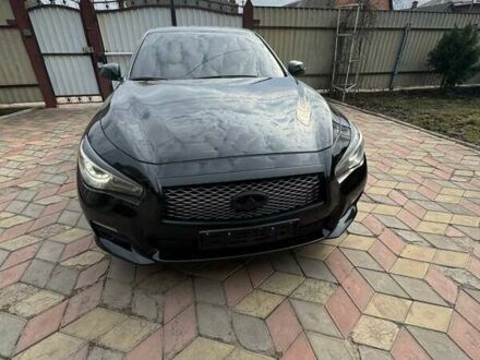 Чорний Інфініті Q50, об'ємом двигуна 3 л та пробігом 80 тис. км за 11200 $, фото 1 на Automoto.ua