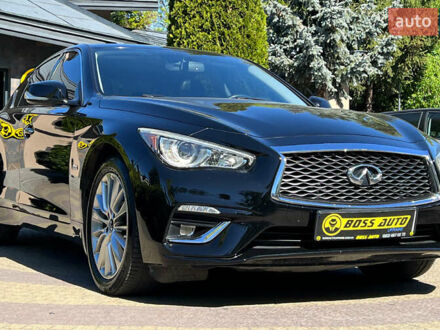Чорний Інфініті Q50, об'ємом двигуна 2 л та пробігом 160 тис. км за 13999 $, фото 1 на Automoto.ua