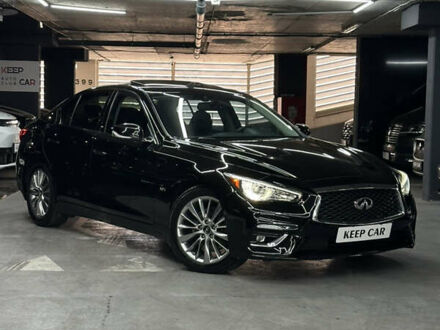 Чорний Інфініті Q50, об'ємом двигуна 3 л та пробігом 90 тис. км за 15500 $, фото 1 на Automoto.ua