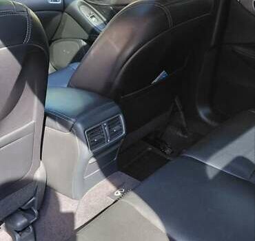 Коричневий Інфініті Q50, об'ємом двигуна 3.5 л та пробігом 124 тис. км за 14500 $, фото 2 на Automoto.ua