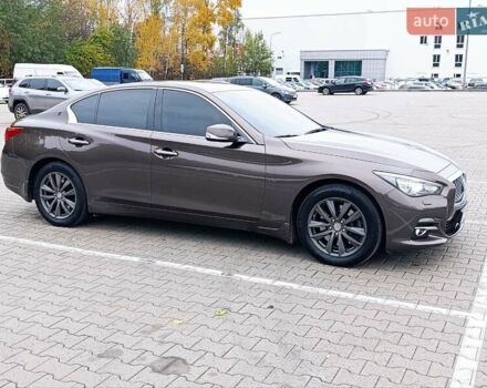 Коричневый Инфинити Q50, объемом двигателя 2 л и пробегом 236 тыс. км за 12800 $, фото 5 на Automoto.ua