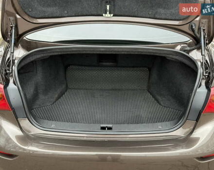 Коричневый Инфинити Q50, объемом двигателя 1.99 л и пробегом 236 тыс. км за 12850 $, фото 21 на Automoto.ua