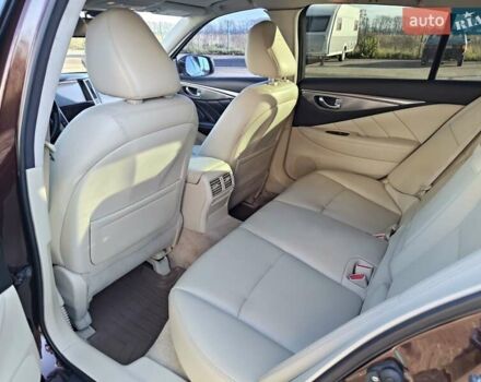 Коричневий Інфініті Q50, об'ємом двигуна 3 л та пробігом 76 тис. км за 17000 $, фото 24 на Automoto.ua