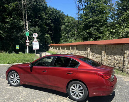 Красный Инфинити Q50, объемом двигателя 1.99 л и пробегом 56 тыс. км за 21500 $, фото 6 на Automoto.ua