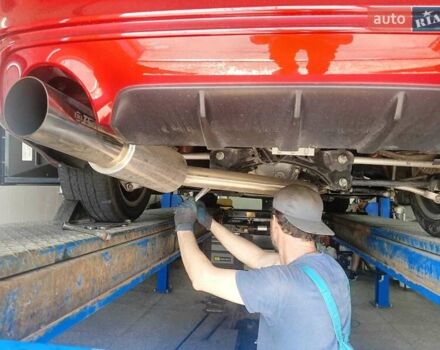 Красный Инфинити Q50, объемом двигателя 3 л и пробегом 75 тыс. км за 25499 $, фото 1 на Automoto.ua