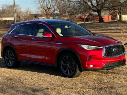 Инфинити Q50 2020 в Черкассах на Automoto.ua Красный Инфинити Q50, объемом двигателя 2 л и пробегом 36 тыс. км за 16000 $, фото 1 на Automoto.ua