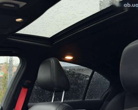 Інфініті Q50, об'ємом двигуна 2.1 л та пробігом 138 тис. км за 17500 $, фото 22 на Automoto.ua