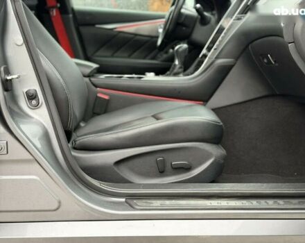 Інфініті Q50, об'ємом двигуна 2.1 л та пробігом 138 тис. км за 17500 $, фото 14 на Automoto.ua