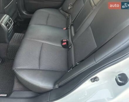 Инфинити Q50, объемом двигателя 1.99 л и пробегом 96 тыс. км за 19100 $, фото 9 на Automoto.ua