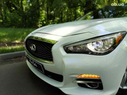 Інфініті Q50 2014 у Києві на Automoto.ua Інфініті Q50, об'ємом двигуна 3.7 л та пробігом 202 тис. км за 10990 $, фото 1 на Automoto.ua
