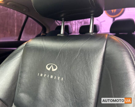Сірий Інфініті Q50, об'ємом двигуна 3.5 л та пробігом 201 тис. км за 13300 $, фото 10 на Automoto.ua