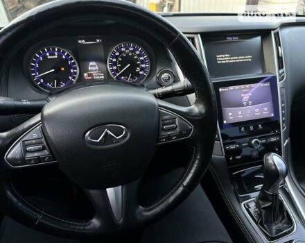 Сірий Інфініті Q50, об'ємом двигуна 3.7 л та пробігом 174 тис. км за 12999 $, фото 9 на Automoto.ua