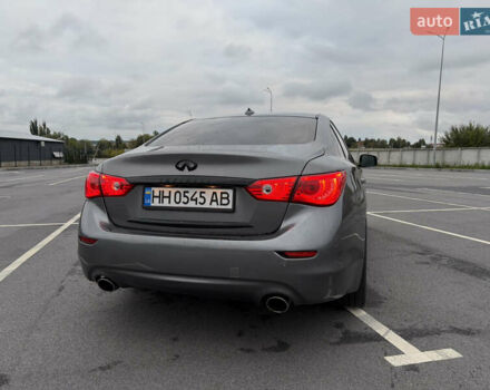 Серый Инфинити Q50, объемом двигателя 3.5 л и пробегом 173 тыс. км за 14400 $, фото 6 на Automoto.ua