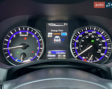 Серый Инфинити Q50, объемом двигателя 3.5 л и пробегом 173 тыс. км за 15300 $, фото 14 на Automoto.ua