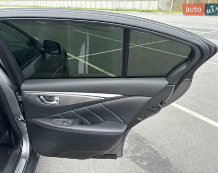 Серый Инфинити Q50, объемом двигателя 3.5 л и пробегом 173 тыс. км за 15300 $, фото 12 на Automoto.ua