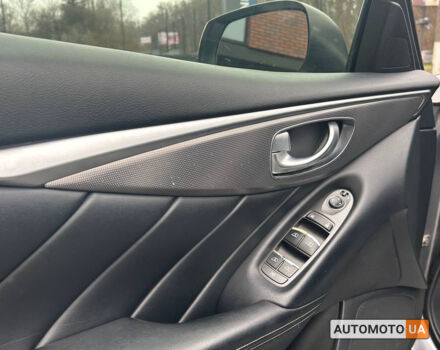 Сірий Інфініті Q50, об'ємом двигуна 3.5 л та пробігом 201 тис. км за 13300 $, фото 8 на Automoto.ua