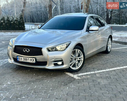 Сірий Інфініті Q50, об'ємом двигуна 2.14 л та пробігом 185 тис. км за 14800 $, фото 10 на Automoto.ua