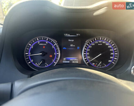 Серый Инфинити Q50, объемом двигателя 2.14 л и пробегом 145 тыс. км за 16000 $, фото 4 на Automoto.ua