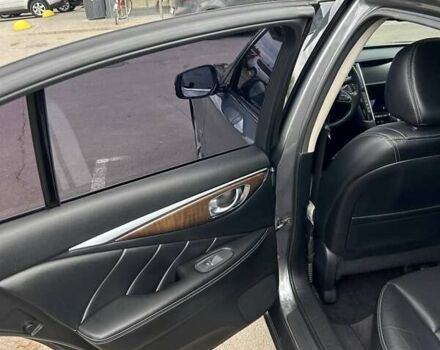 Сірий Інфініті Q50, об'ємом двигуна 2.2 л та пробігом 140 тис. км за 15000 $, фото 13 на Automoto.ua