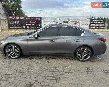 Серый Инфинити Q50, объемом двигателя 2.14 л и пробегом 145 тыс. км за 16000 $, фото 3 на Automoto.ua