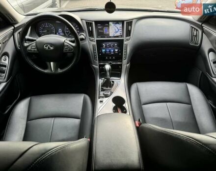 Серый Инфинити Q50, объемом двигателя 1.99 л и пробегом 190 тыс. км за 11900 $, фото 13 на Automoto.ua