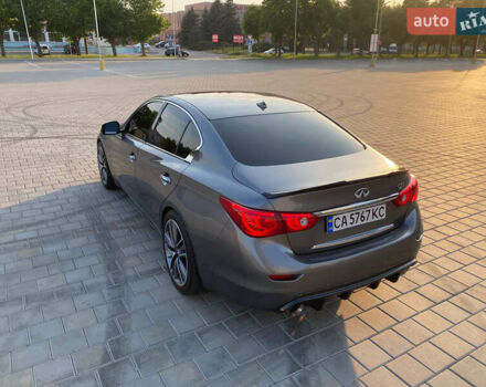 Серый Инфинити Q50, объемом двигателя 3.7 л и пробегом 140 тыс. км за 15650 $, фото 4 на Automoto.ua
