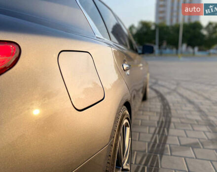 Серый Инфинити Q50, объемом двигателя 3.7 л и пробегом 140 тыс. км за 15650 $, фото 10 на Automoto.ua