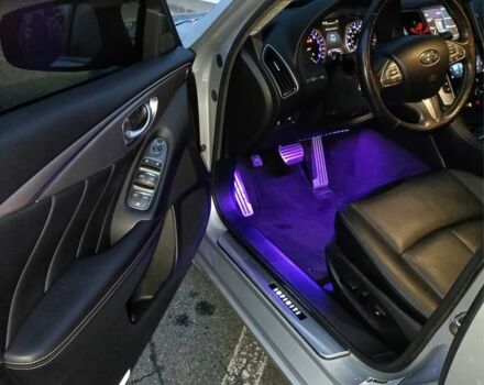 Серый Инфинити Q50, объемом двигателя 3.7 л и пробегом 71 тыс. км за 12700 $, фото 6 на Automoto.ua