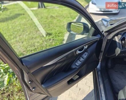 Серый Инфинити Q50, объемом двигателя 2.14 л и пробегом 210 тыс. км за 14100 $, фото 8 на Automoto.ua