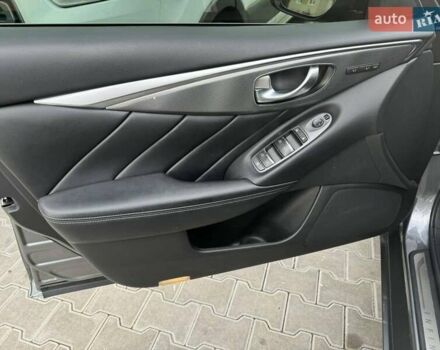 Серый Инфинити Q50, объемом двигателя 1.99 л и пробегом 190 тыс. км за 11900 $, фото 11 на Automoto.ua