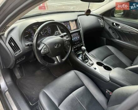 Серый Инфинити Q50, объемом двигателя 1.99 л и пробегом 190 тыс. км за 11900 $, фото 10 на Automoto.ua