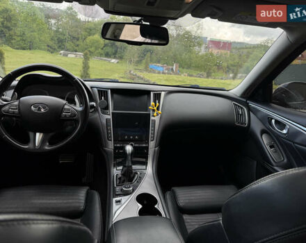 Серый Инфинити Q50, объемом двигателя 2.14 л и пробегом 107 тыс. км за 15499 $, фото 2 на Automoto.ua