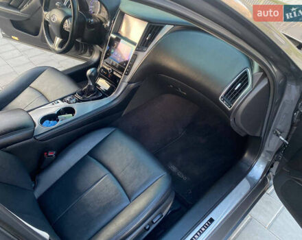 Серый Инфинити Q50, объемом двигателя 3.7 л и пробегом 140 тыс. км за 15650 $, фото 13 на Automoto.ua