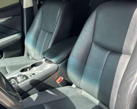 Серый Инфинити Q50, объемом двигателя 3.7 л и пробегом 130 тыс. км за 12750 $, фото 7 на Automoto.ua