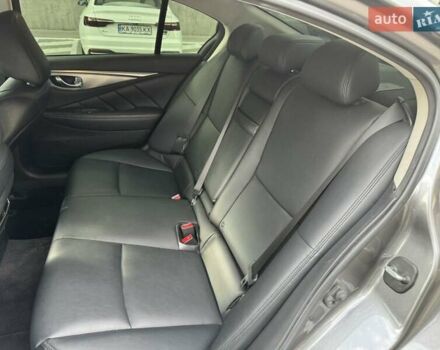 Серый Инфинити Q50, объемом двигателя 1.99 л и пробегом 190 тыс. км за 11900 $, фото 12 на Automoto.ua