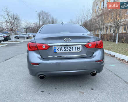 Серый Инфинити Q50, объемом двигателя 1.99 л и пробегом 180 тыс. км за 13900 $, фото 3 на Automoto.ua