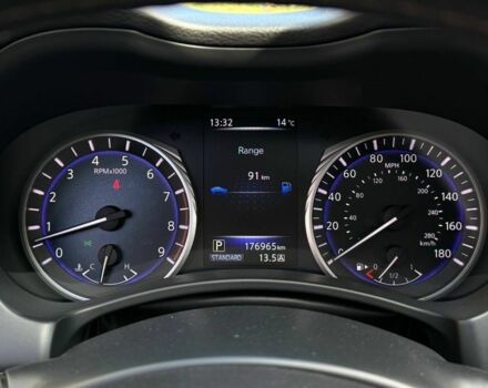 Сірий Інфініті Q50, об'ємом двигуна 3 л та пробігом 177 тис. км за 12999 $, фото 11 на Automoto.ua