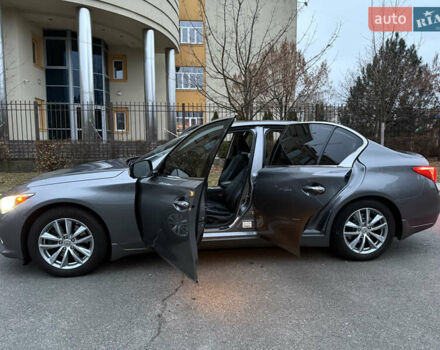 Серый Инфинити Q50, объемом двигателя 1.99 л и пробегом 180 тыс. км за 13900 $, фото 21 на Automoto.ua