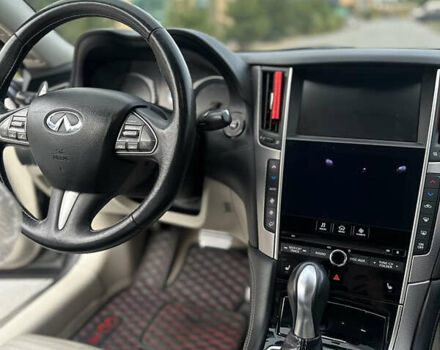 Серый Инфинити Q50, объемом двигателя 3 л и пробегом 109 тыс. км за 19950 $, фото 10 на Automoto.ua