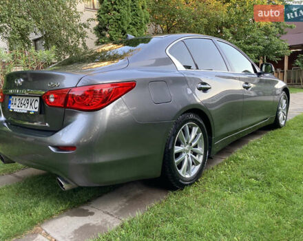Серый Инфинити Q50, объемом двигателя 3 л и пробегом 123 тыс. км за 17300 $, фото 7 на Automoto.ua
