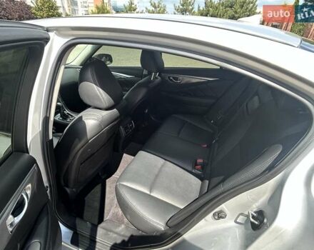 Сірий Інфініті Q50, об'ємом двигуна 1.99 л та пробігом 126 тис. км за 12700 $, фото 25 на Automoto.ua