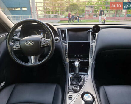 Серый Инфинити Q50, объемом двигателя 1.99 л и пробегом 81 тыс. км за 13900 $, фото 12 на Automoto.ua