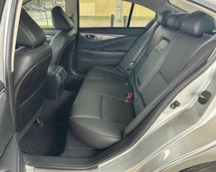 Инфинити Q50 2016 в Черновцах на Automoto.ua Серый Инфинити Q50, объемом двигателя 3 л и пробегом 78 тыс. км за 2600 $, фото 9 на Automoto.ua